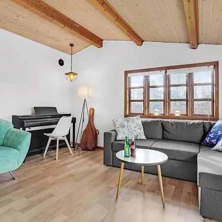 Vakantiehuis 3 Bedroom Amazing In *