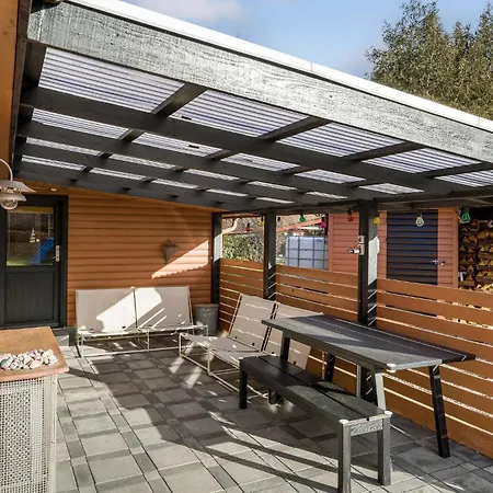 Semesterbostad 3 Bedroom Amazing In *
