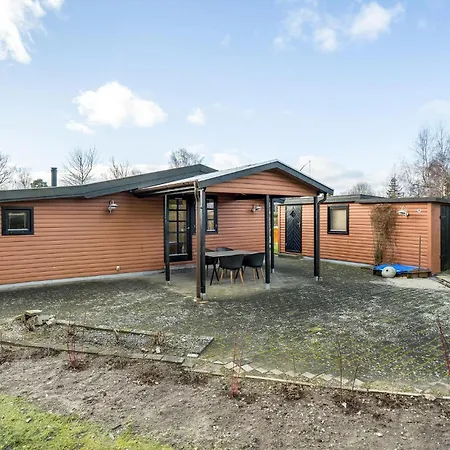 Vakantiehuis 3 Bedroom Amazing In Jægerspris