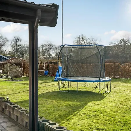 3 Bedroom Amazing In Semesterbostad Jægerspris
